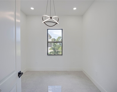 3500 33rd Street Sw - Photo Thumbnail 12