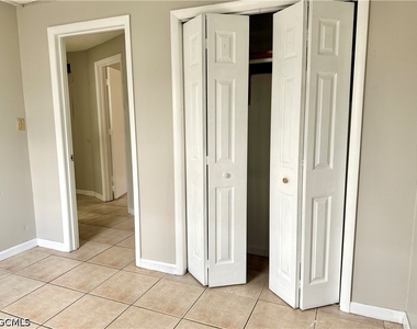 2055 Braman Avenue - Photo Thumbnail 6
