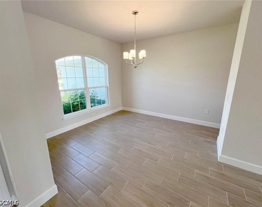 410 Se 1st Terrace - Photo Thumbnail 26