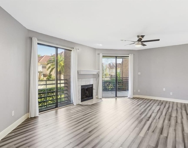 1725 Enterprise Avenue - Photo Thumbnail 5