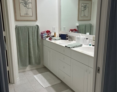 663 10th Avenue S - Photo Thumbnail 6