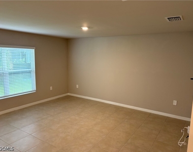 5013 Placid Lane - Photo Thumbnail 4