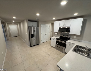 5013 Placid Lane - Photo Thumbnail 14