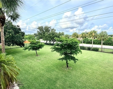 6481 Aragon Way - Photo Thumbnail 20