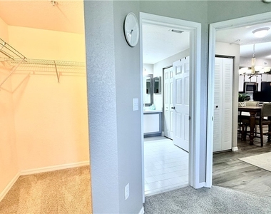 6481 Aragon Way - Photo Thumbnail 13