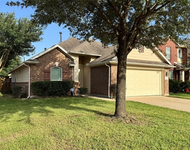 2303 Corry Crest Circle - Photo Thumbnail 2