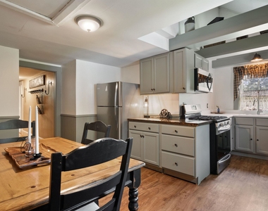 168 Valley View - Photo Thumbnail 14