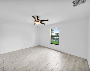 318 Sw 7th Terrace - Photo Thumbnail 16