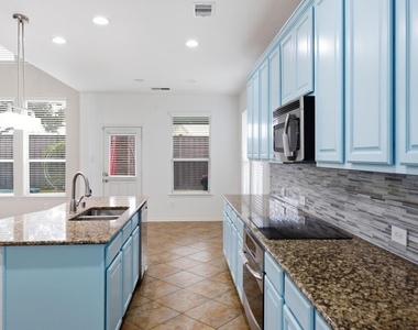 5002 Rollingstone Road - Photo Thumbnail 11