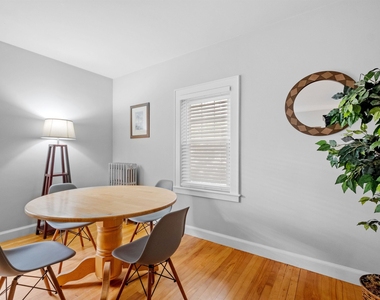 989 Union - Photo Thumbnail 22