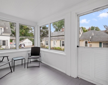989 Union - Photo Thumbnail 5