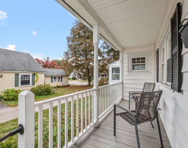 989 Union - Photo Thumbnail 2