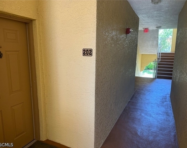 15625 Ocean Walk Circle - Photo Thumbnail 7