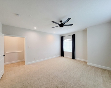 2418 Ralph Street - Photo Thumbnail 32