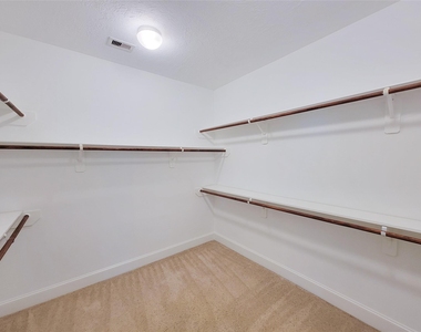 2418 Ralph Street - Photo Thumbnail 30