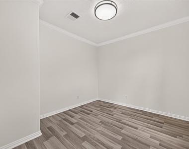 12502 Venus Park Lane - Photo Thumbnail 18