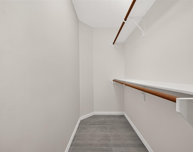 12502 Venus Park Lane - Photo Thumbnail 13