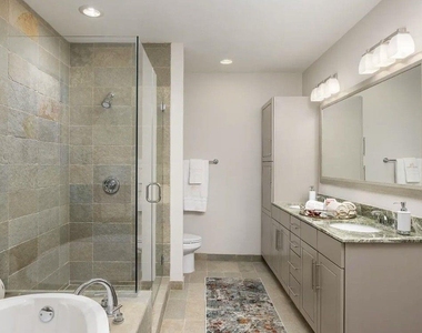 1400 Mckinney Street - Photo Thumbnail 20