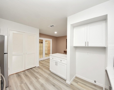 6710 Biggs Court - Photo Thumbnail 21