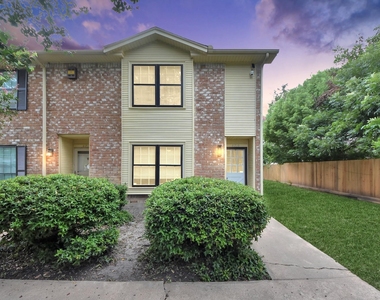 6710 Biggs Court - Photo Thumbnail 39