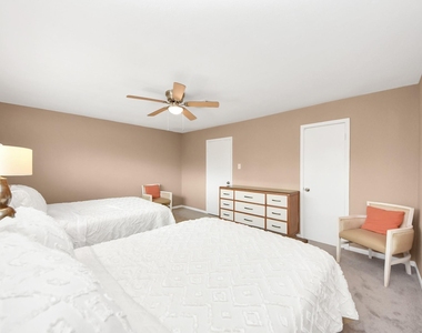 6710 Biggs Court - Photo Thumbnail 30