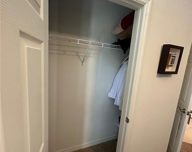 4115 14th Avenue Ne - Photo Thumbnail 18