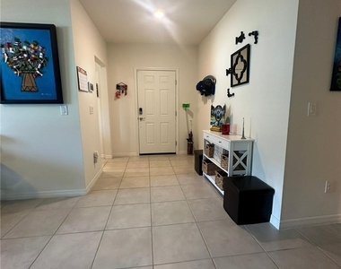 4115 14th Avenue Ne - Photo Thumbnail 12