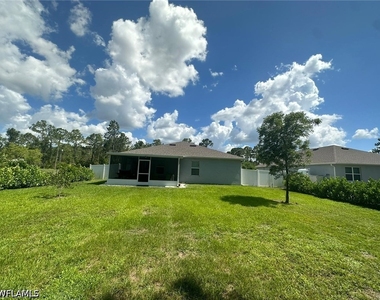 4115 14th Avenue Ne - Photo Thumbnail 10