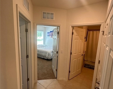 4115 14th Avenue Ne - Photo Thumbnail 14