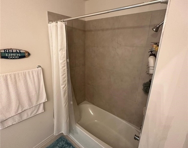 4115 14th Avenue Ne - Photo Thumbnail 24
