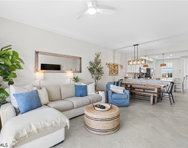 5651 Double Eagle Circle - Photo Thumbnail 6