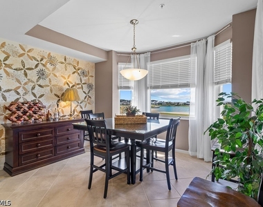 5651 Double Eagle Circle - Photo Thumbnail 6