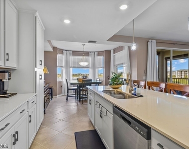 5651 Double Eagle Circle - Photo Thumbnail 3