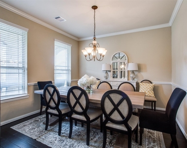 4810 Addison Forest Trail - Photo Thumbnail 4
