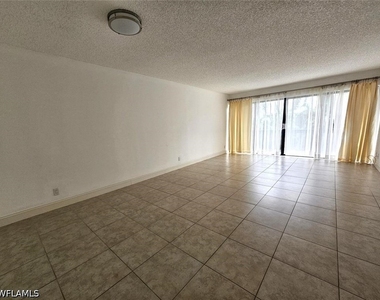 3050 Presidential Way - Photo Thumbnail 4