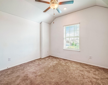 7603 Rainy Valley Lane - Photo Thumbnail 12
