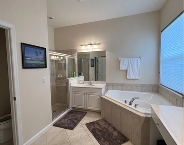 7896 Founders Circle - Photo Thumbnail 11