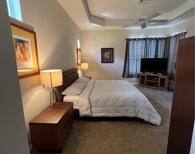 7896 Founders Circle - Photo Thumbnail 8