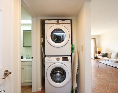1004 Manatee Road - Photo Thumbnail 14