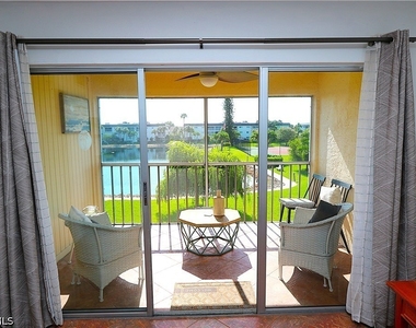 1004 Manatee Road - Photo Thumbnail 15