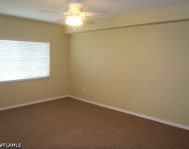 27115 Matheson Avenue - Photo Thumbnail 14