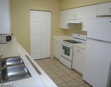 27115 Matheson Avenue - Photo Thumbnail 10