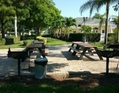 27115 Matheson Avenue - Photo Thumbnail 16