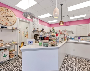 8357 Rimini Way - Photo Thumbnail 28