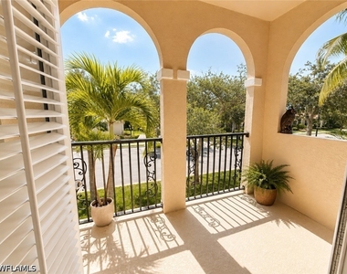 8357 Rimini Way - Photo Thumbnail 18