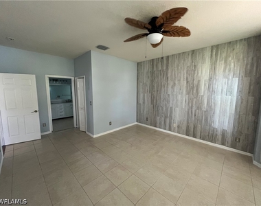 608 Crossfield Circle - Photo Thumbnail 10