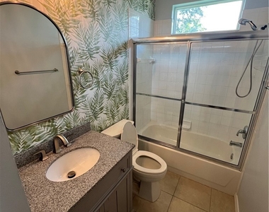 608 Crossfield Circle - Photo Thumbnail 23