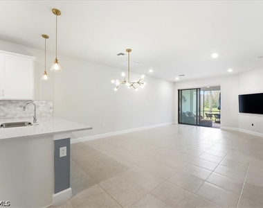 5935 Mayflower Way - Photo Thumbnail 6