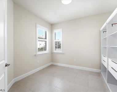 5935 Mayflower Way - Photo Thumbnail 16