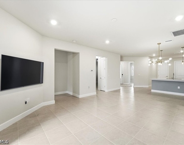 5935 Mayflower Way - Photo Thumbnail 7